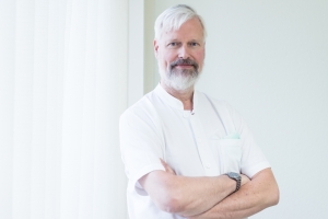 Zahnarzt Dr. Wolfgang Schories in Hamburg